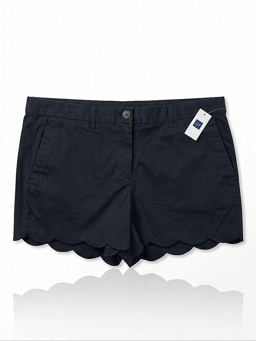NWT! GAP Black Scallop-Hem Chino Short Shorts